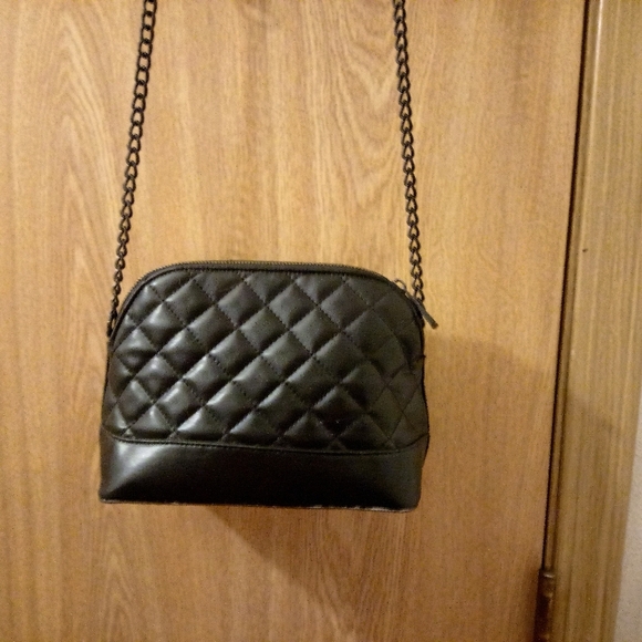 Aldo Black Quilted Shoulder Crossbody Bag Small Size - Picture 2 of 6